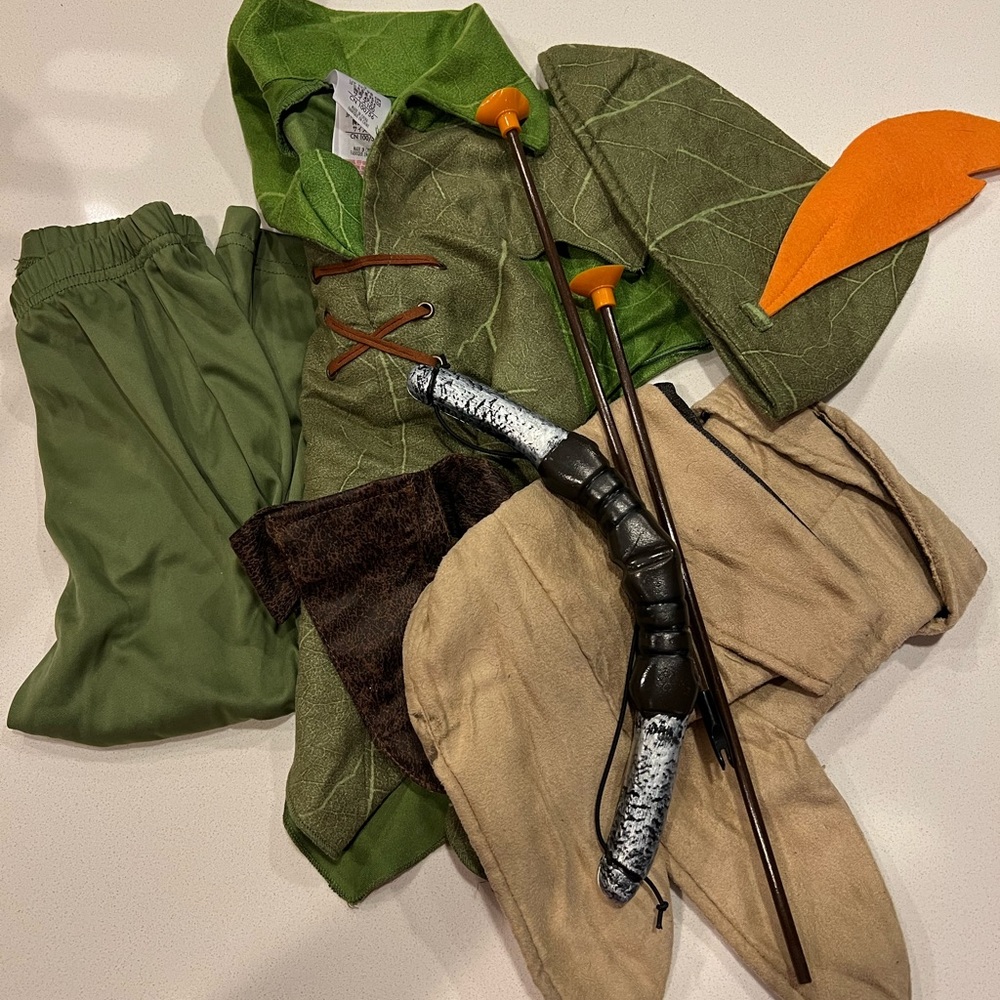 Disney Peter Pan toddler size 3
